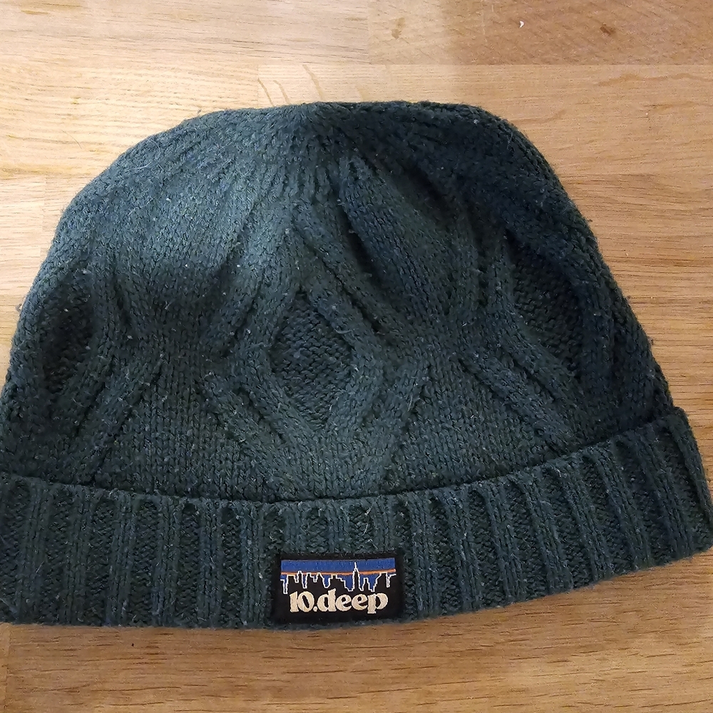 10 Deep Patagonia style beanie